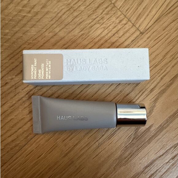 Haus Labs  Lady GaGa - Hy Power Eye Cheek & Lip Pigment Paint in Silver Shimmer - Picture 1 of 3